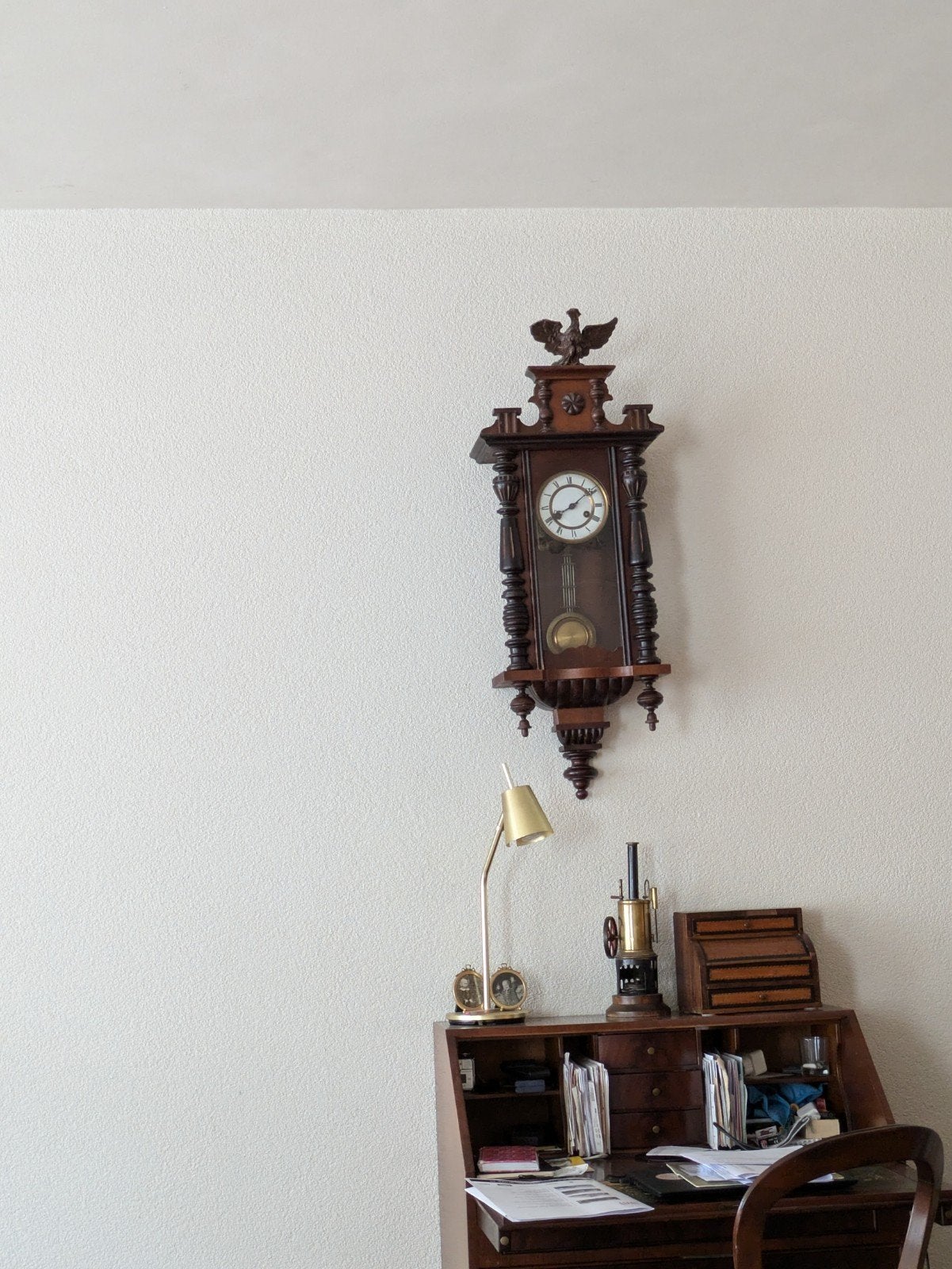 Antieke wandklok met adelaar en slinger, Antiek en Kunst, Antiek | Klokken, Ophalen