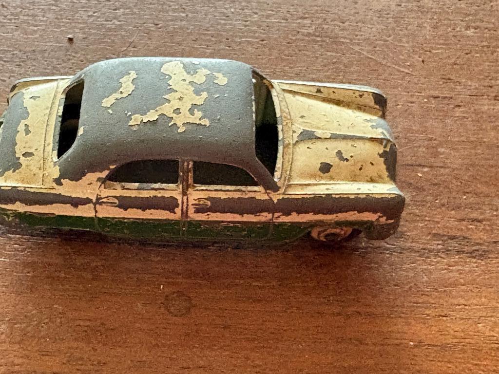 Dinky Toys Ford Zephyr 162, Ophalen of Verzenden, Gebruikt, Auto, Dinky Toys