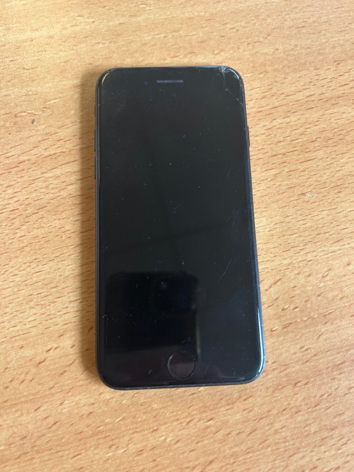 Gebruikte Iphone 7/ SE2, Ophalen, Gebruikt, 86 %, Zwart