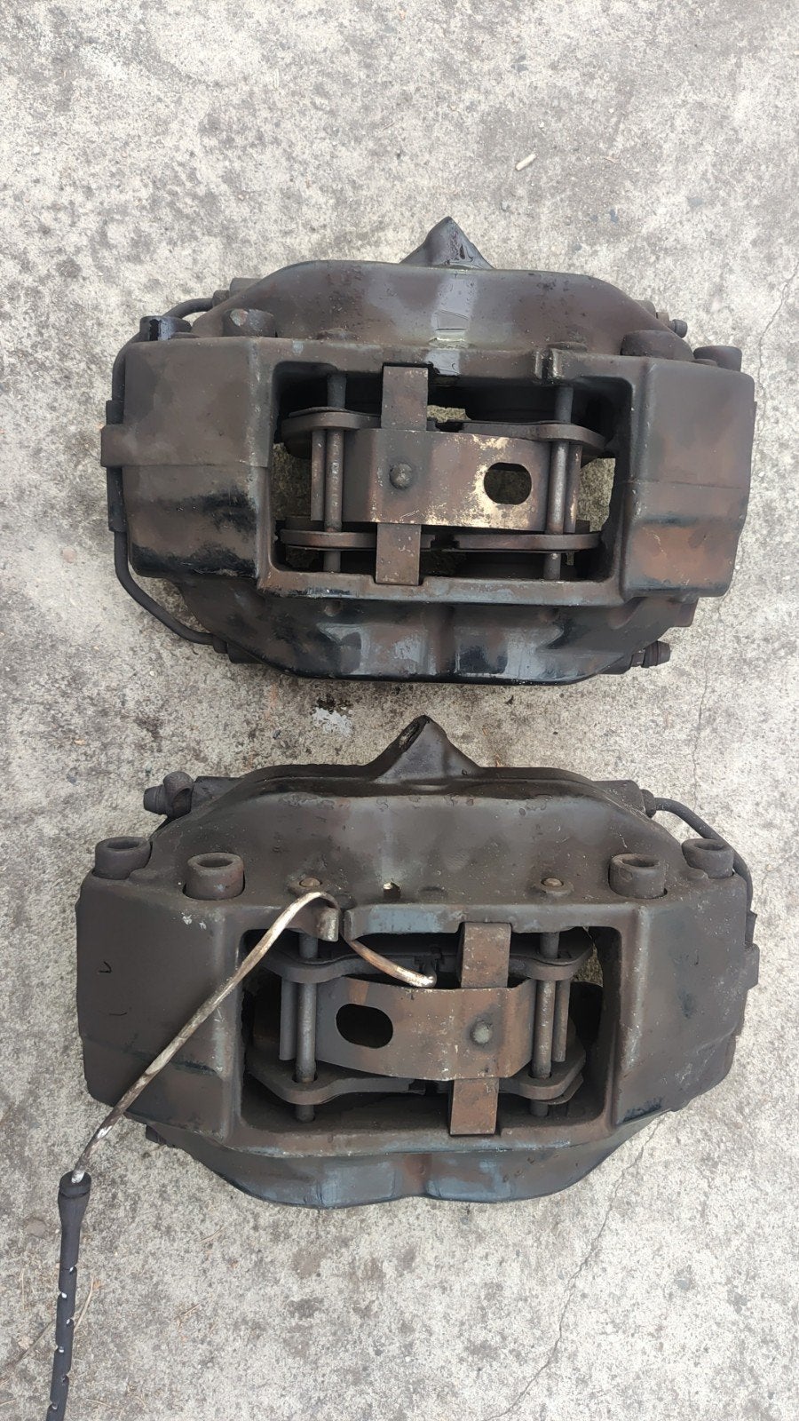 E38 brembo 4 pots remklauwen, Auto-onderdelen, Ophalen of Verzenden
