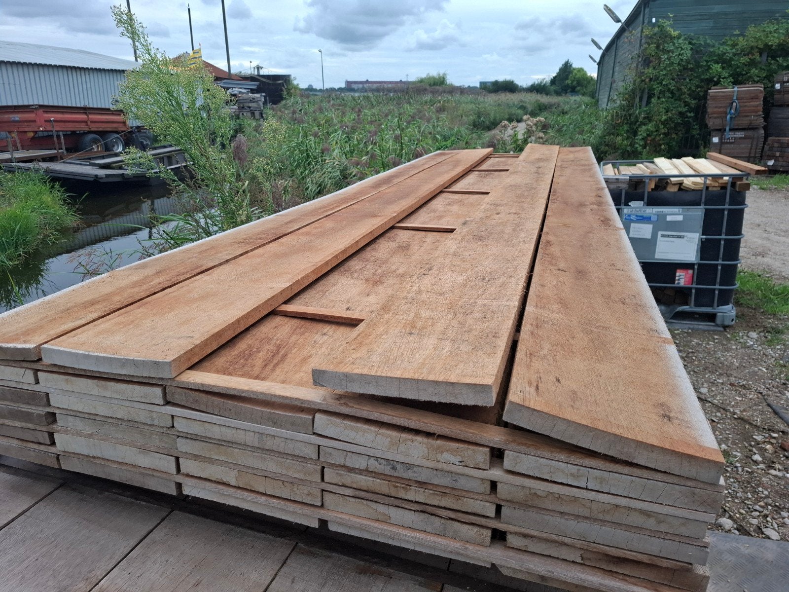 partij 29 st hardhout beschoeiing planken 350x20 bezorgen mo, Ophalen, Planken, Nieuw, Hardhout