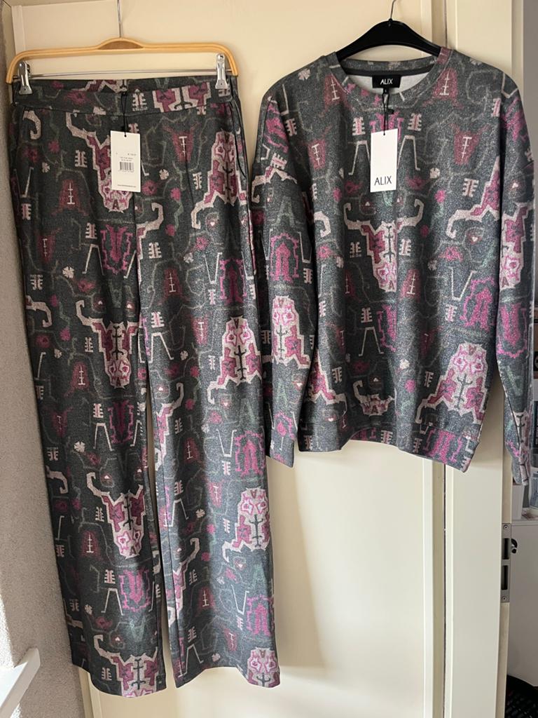 Alix the Label Co-ord Set: Broek en Trui Maat L, Overige kleuren, Maat 42/44 (L), Nieuw, Ophalen of Verzenden