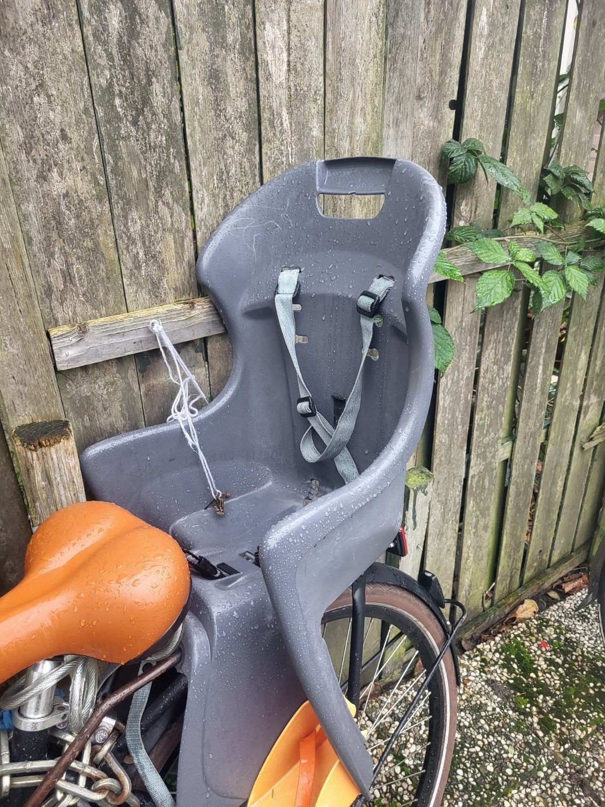 Gebruikt fietsstoeltje voor achterop de fiets, Ophalen, Achterzitje, 9 t/m 18 kg, Gebruikt