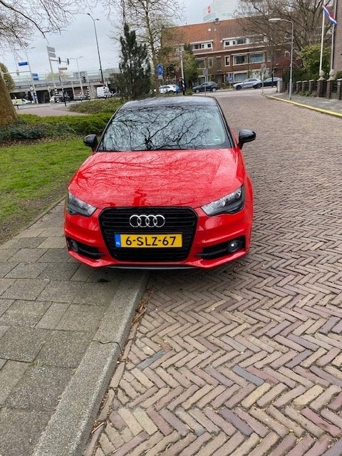 Audi A1 1.2 Tfsi 63KW 2014 Rood, Voorwielaandrijving, Euro 5, Zwart, 4 cilinders