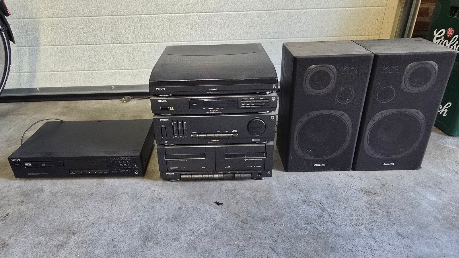 philips stereotoren en speakers, en sony cd speler, Ophalen, Stereo speakers, Philips, Gebruikt