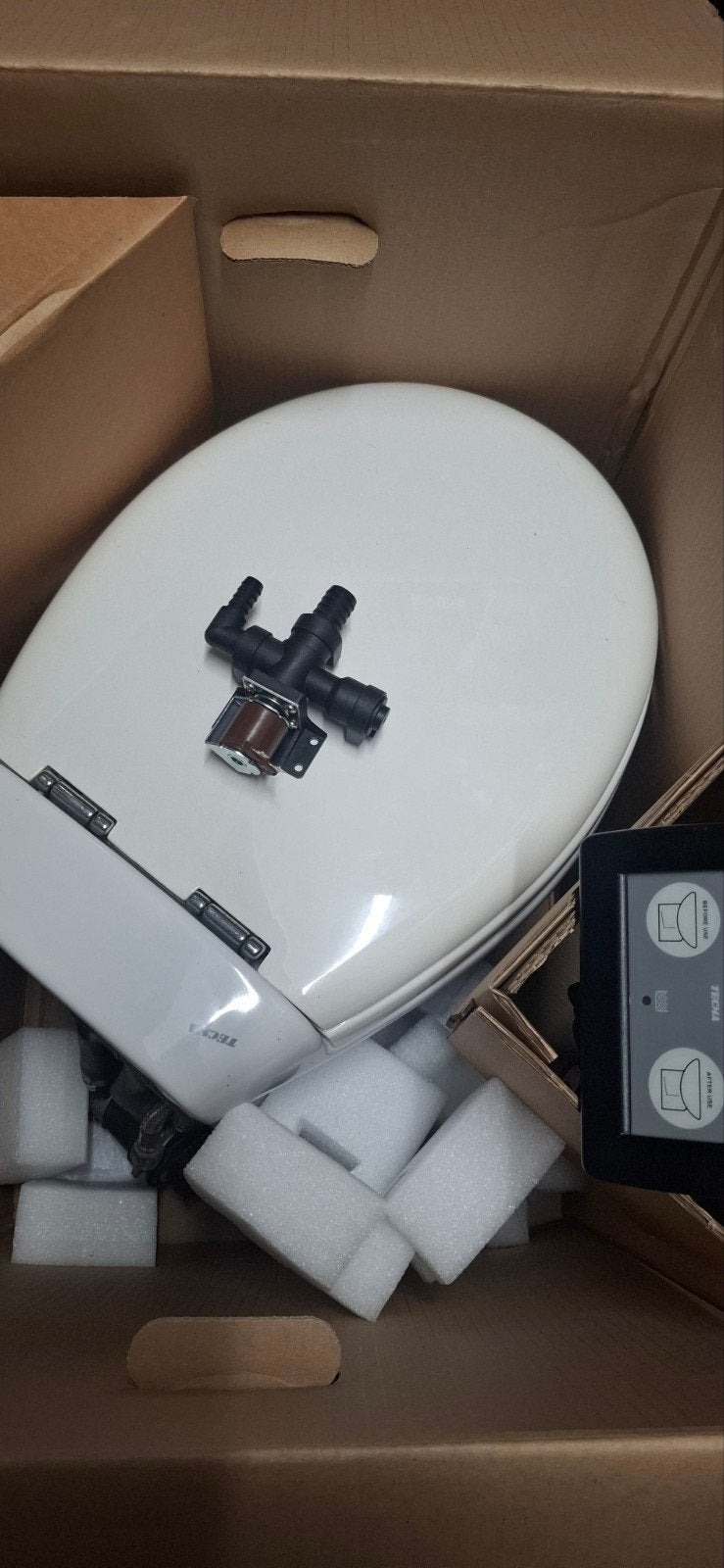 Tecma 12V toilet met bedieningspaneel en magneetventiel, Ophalen of Verzenden, Gebruikt, Kombuis en Sanitair