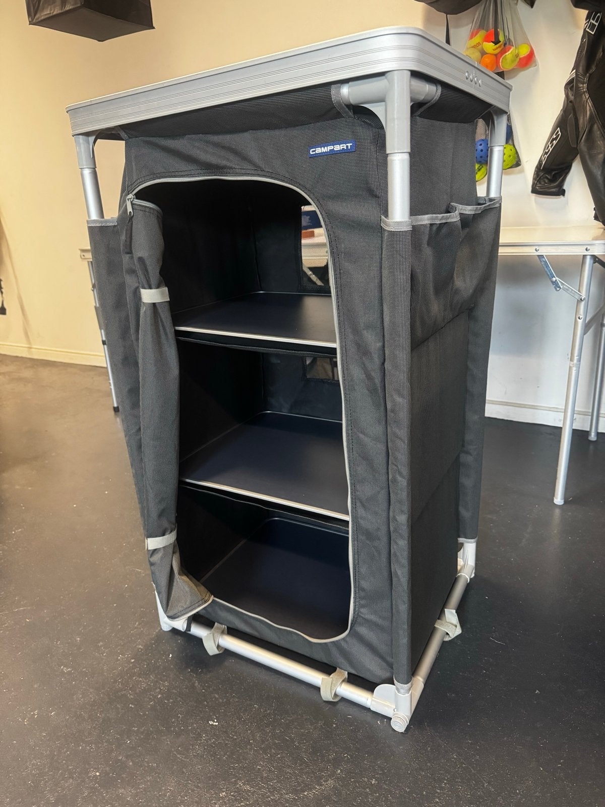 Campart Campingkast met 3 planken, Caravans en Kamperen, Ophalen, Gebruikt