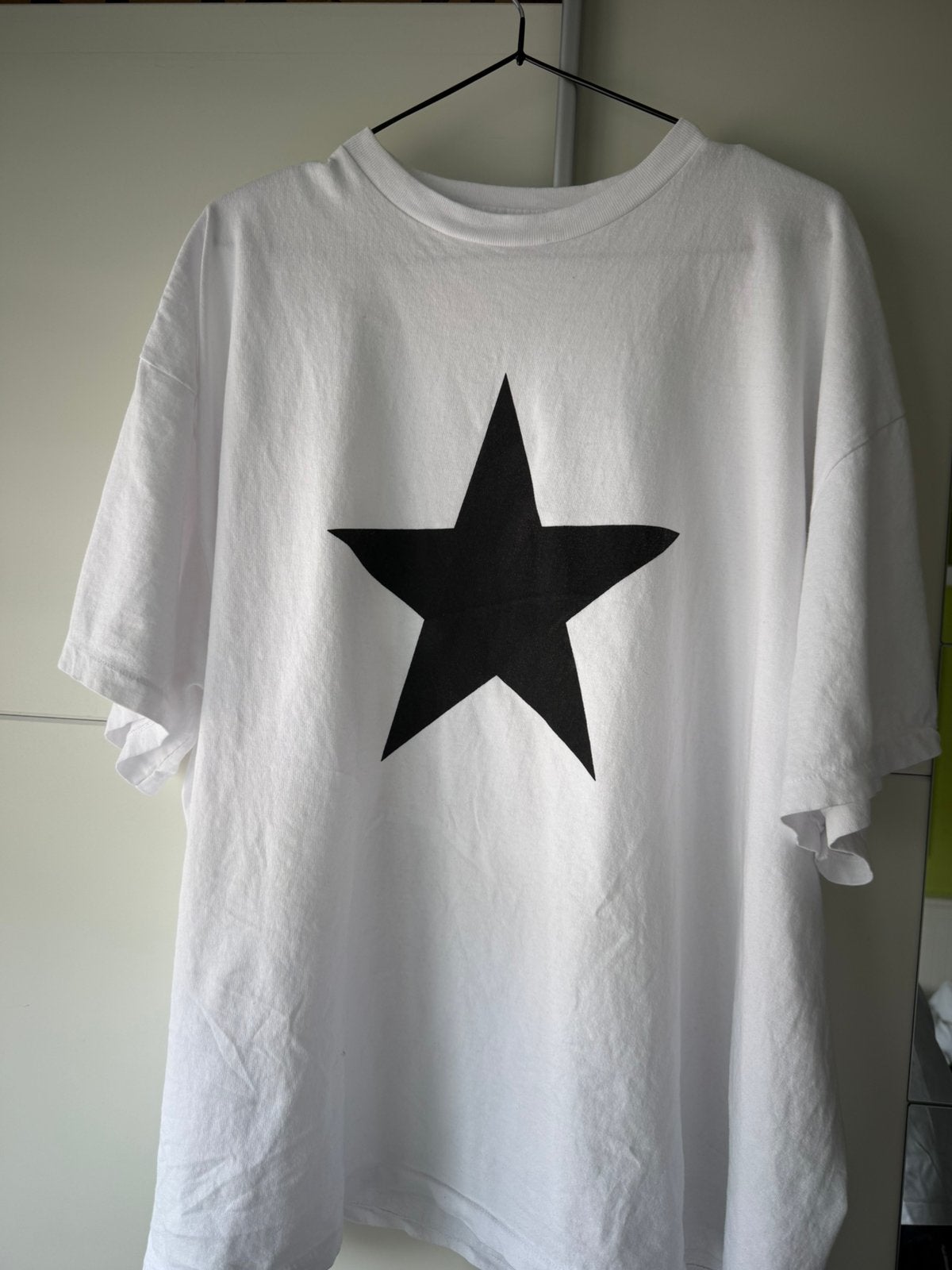 Kanye west (YE) t shirt concert 6 juni 2026, Ophalen of Verzenden, Maat 52/54 (L)