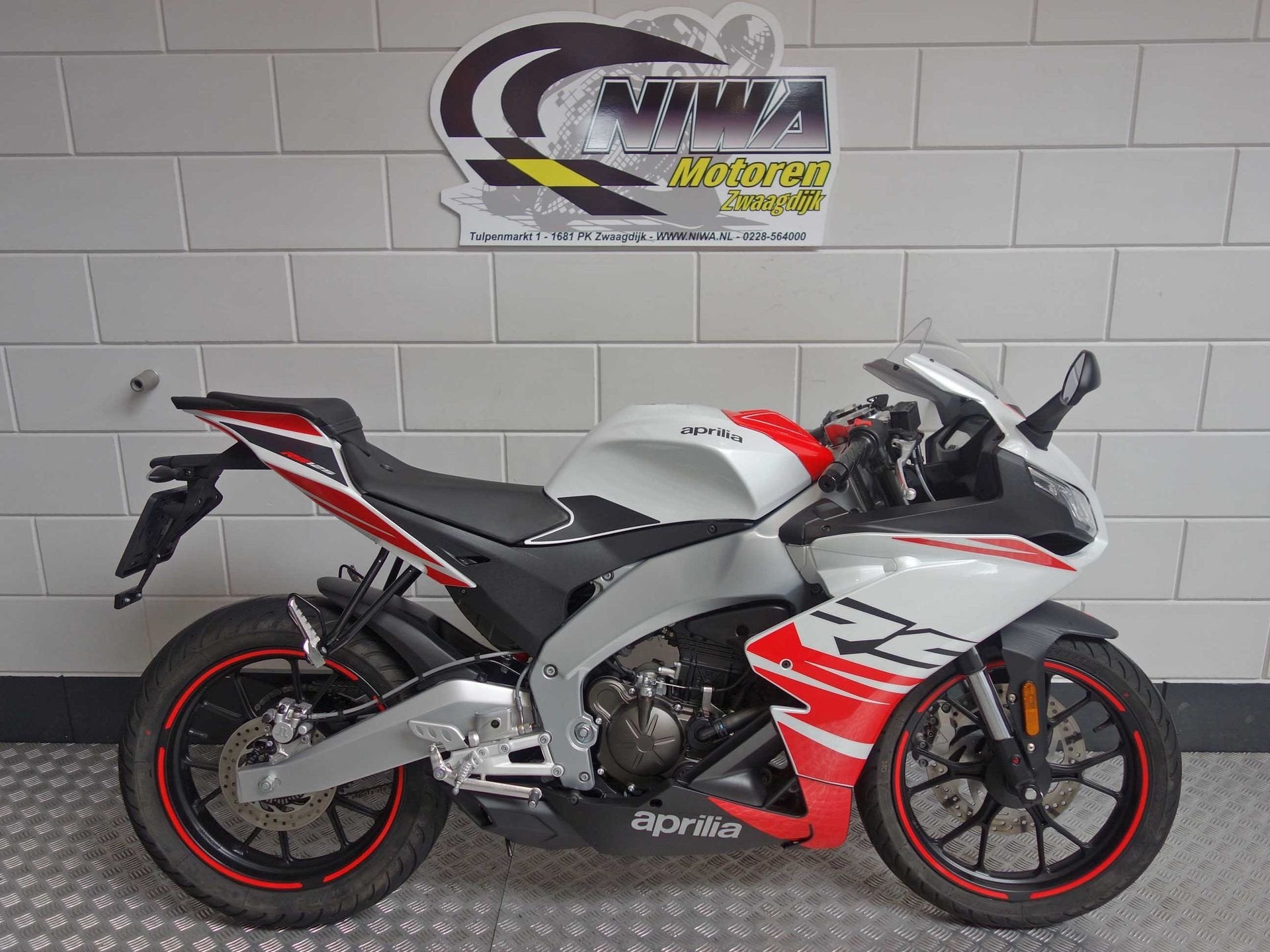 Aprilia RS 125, Sport, 11 kW of minder, Gebruikt, Bedrijf