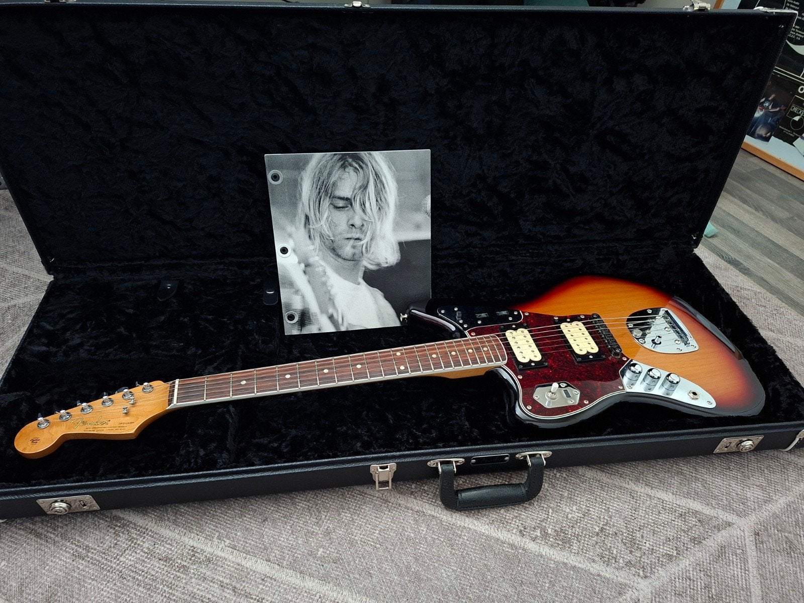 Linkshandige Fender Jaguar Kurt Cobain, Ophalen, Zo goed als nieuw, Solid body, Fender