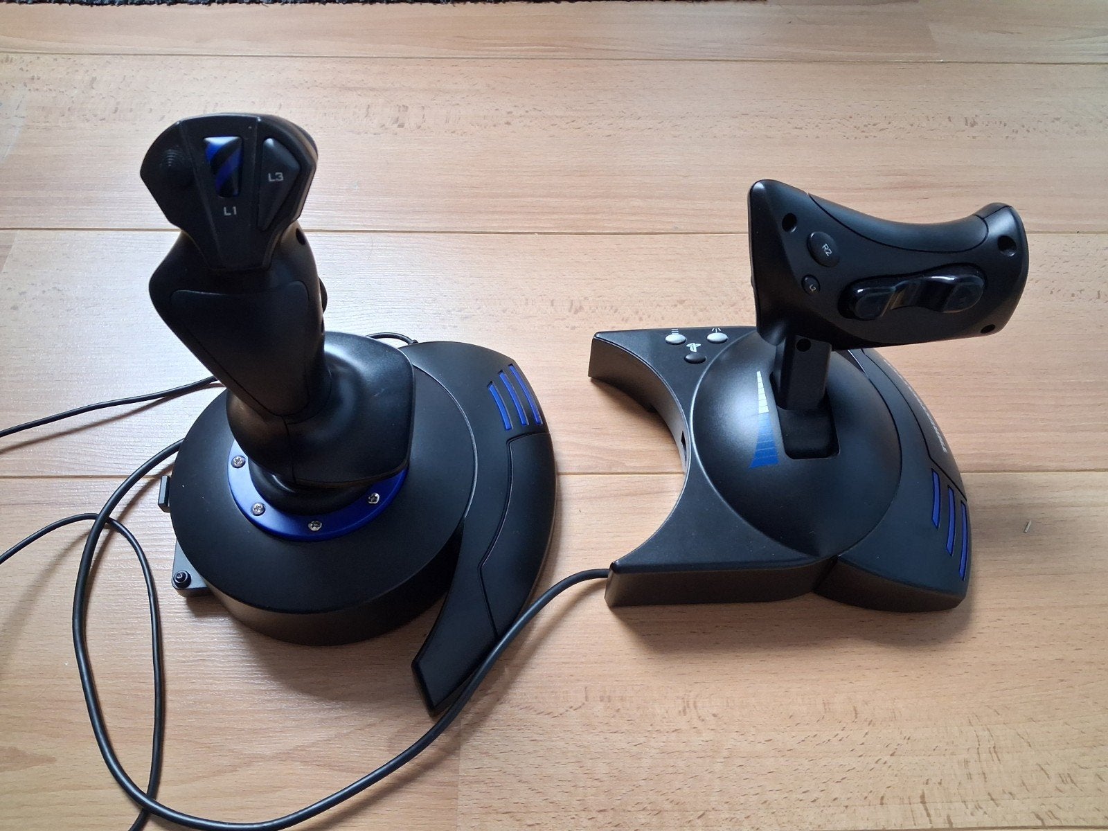Playstation 5 ..........T.Flight Hotas 4 Joystick & Throttle, Ophalen of Verzenden, Gebruikt, Thrustmaster