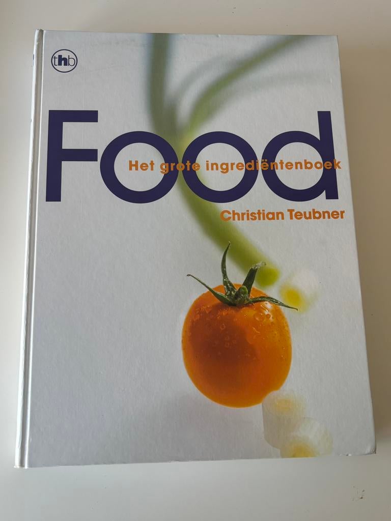 Foodboek van Christian Teubner, Ophalen of Verzenden, Zo goed als nieuw