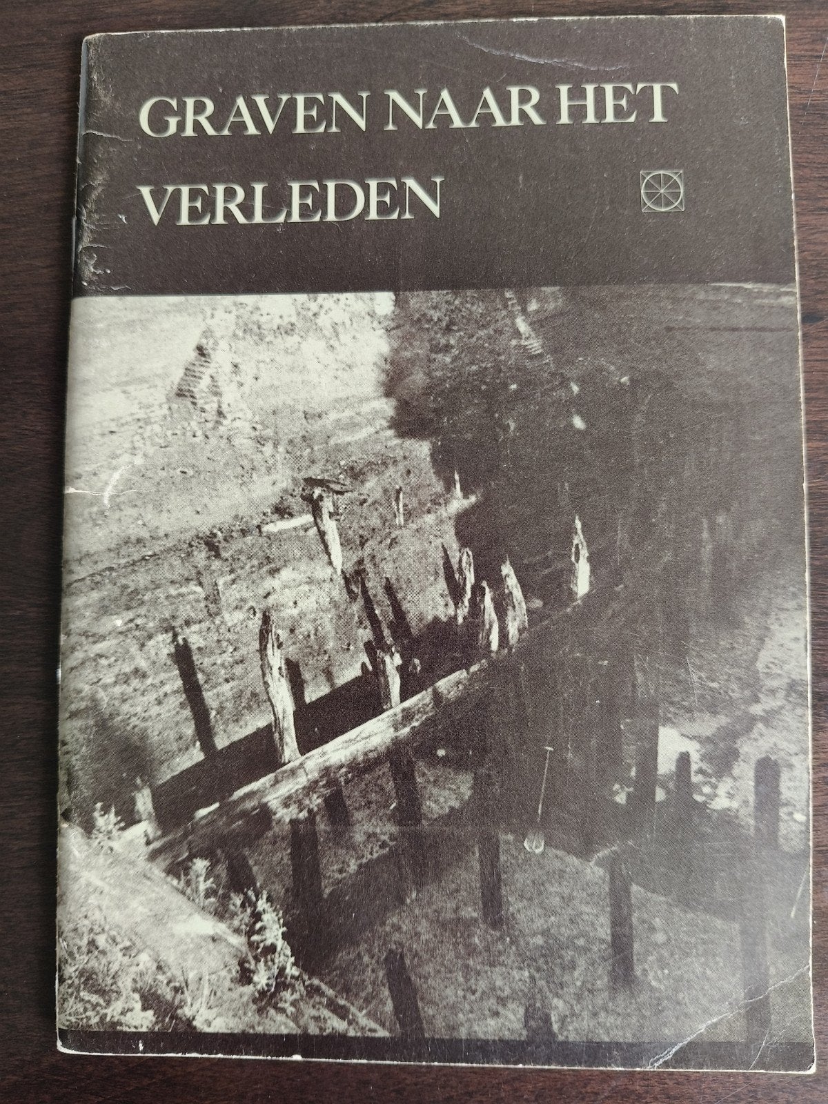 Graven naar het verleden / G. vdr Heide, Ophalen of Verzenden, 14e eeuw of eerder, Zo goed als nieuw