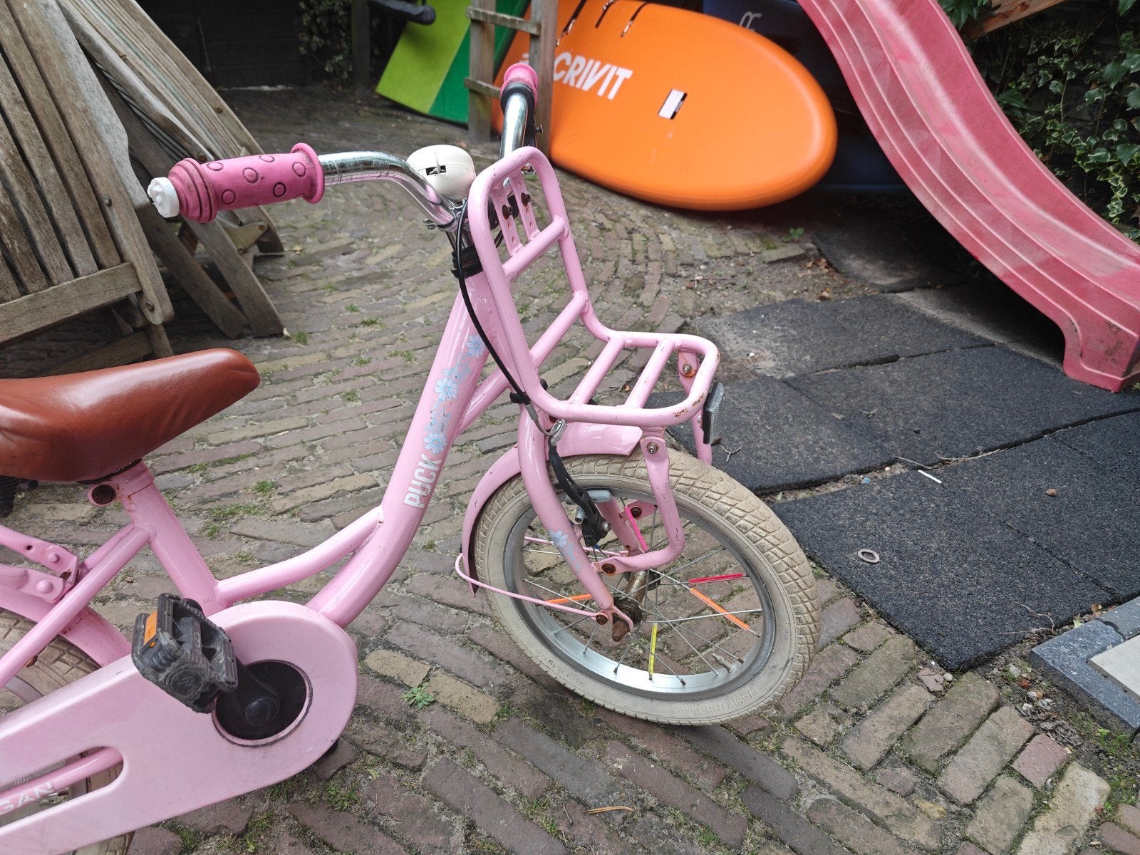 Roze kinderfiets Nogan Puck 16 inch met voordrager, Ophalen, Terugtraprem, Nogan, 16 tot 20 inch