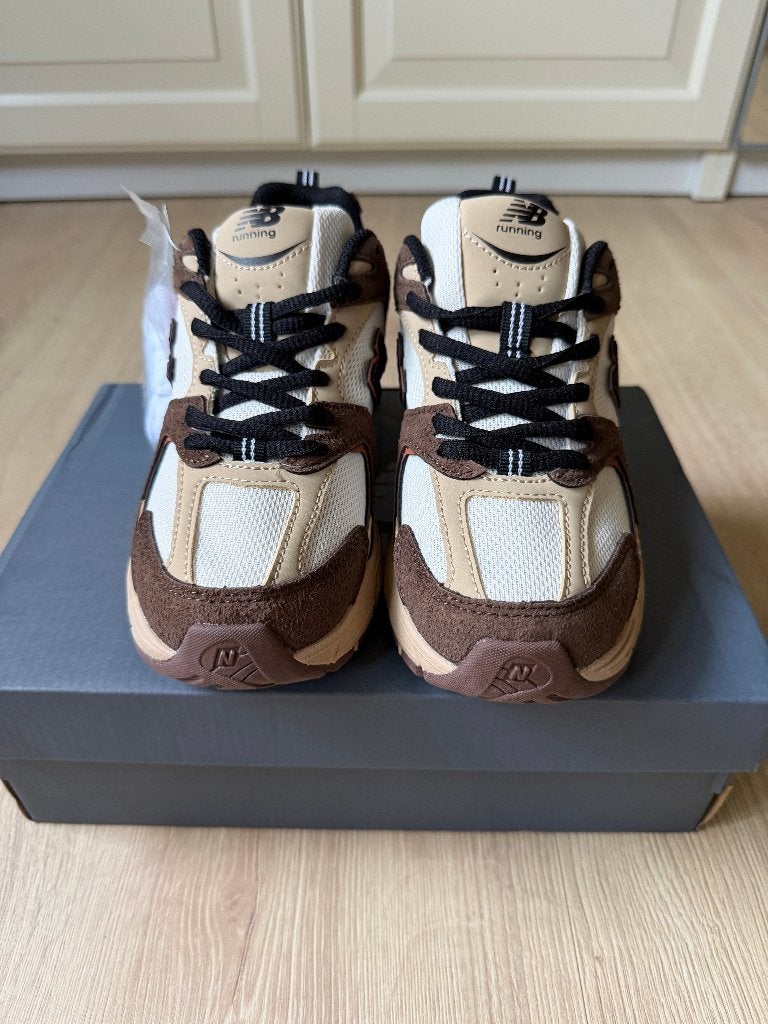 New Balance 530 - bruin en zwart - maat 36, Kleding | Dames, Bruin, New Balance, Nieuw, Ophalen of Verzenden