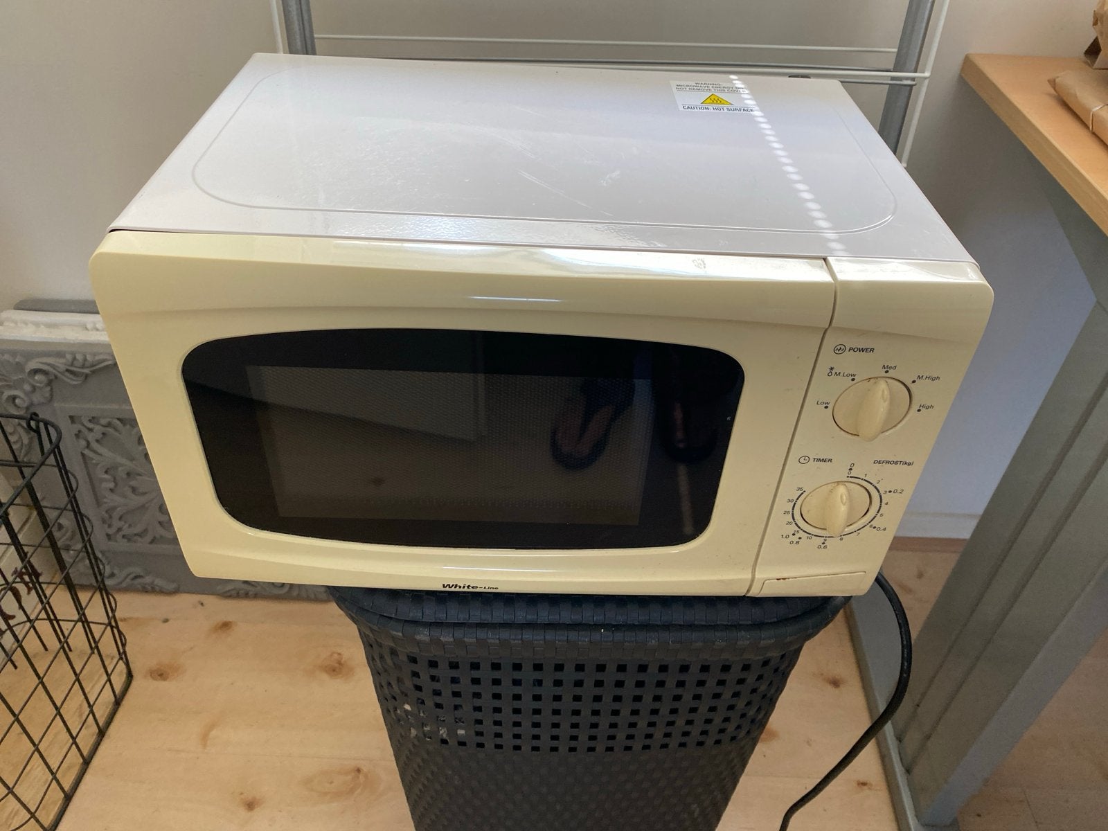 Magnetron - Wit - White Line Mag voor een klein prijsje, Ophalen, Gebruikt, Minder dan 45 cm, Magnetron