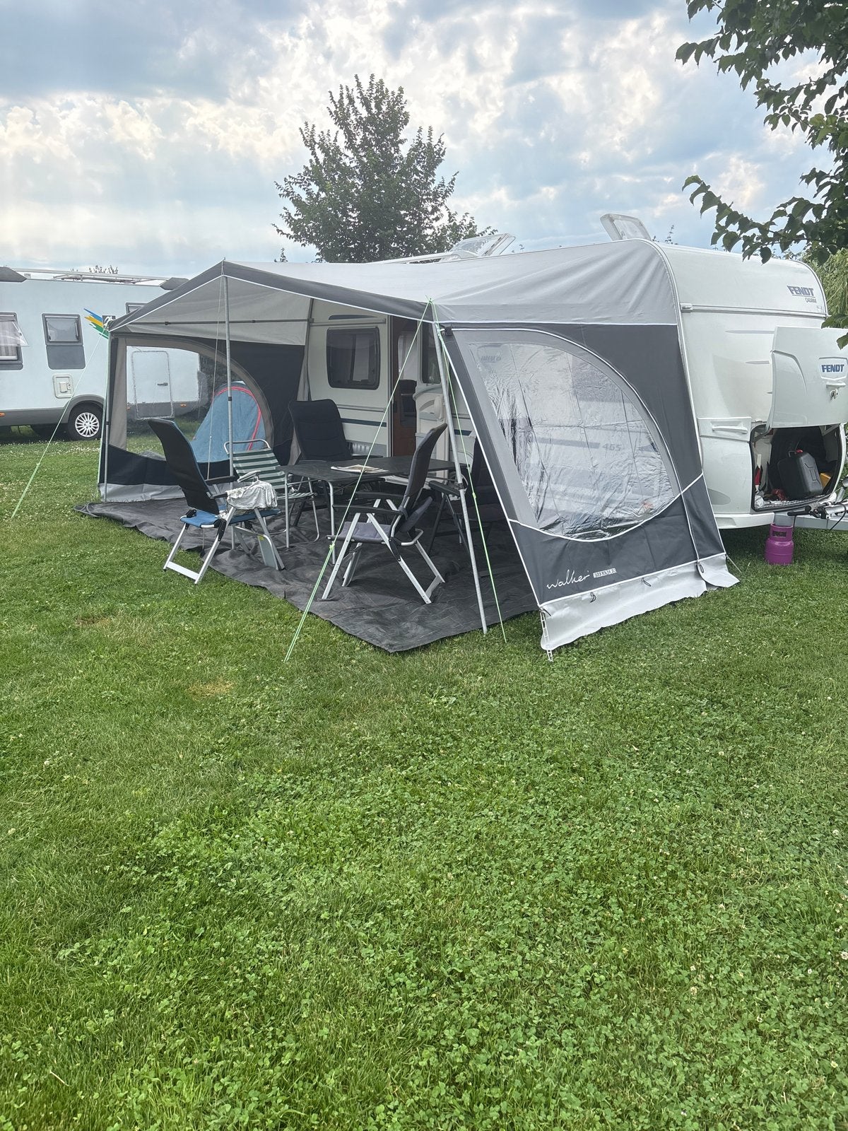 Walker Weekender Luifel Omloopmaat 975 met Lichtgewicht Fram, Ophalen of Verzenden, Gebruikt, Walker Campingstyle