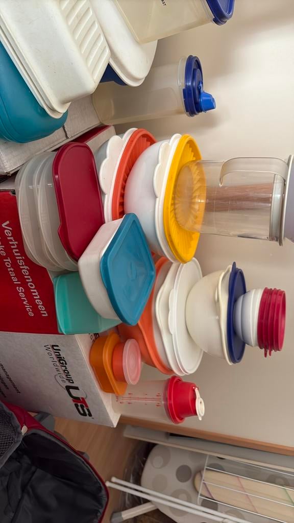 Grote partij Tupperware: Bakjes, kommen, kannen en meer, Ophalen, Gebruikt, Blauw, Bak of Kom