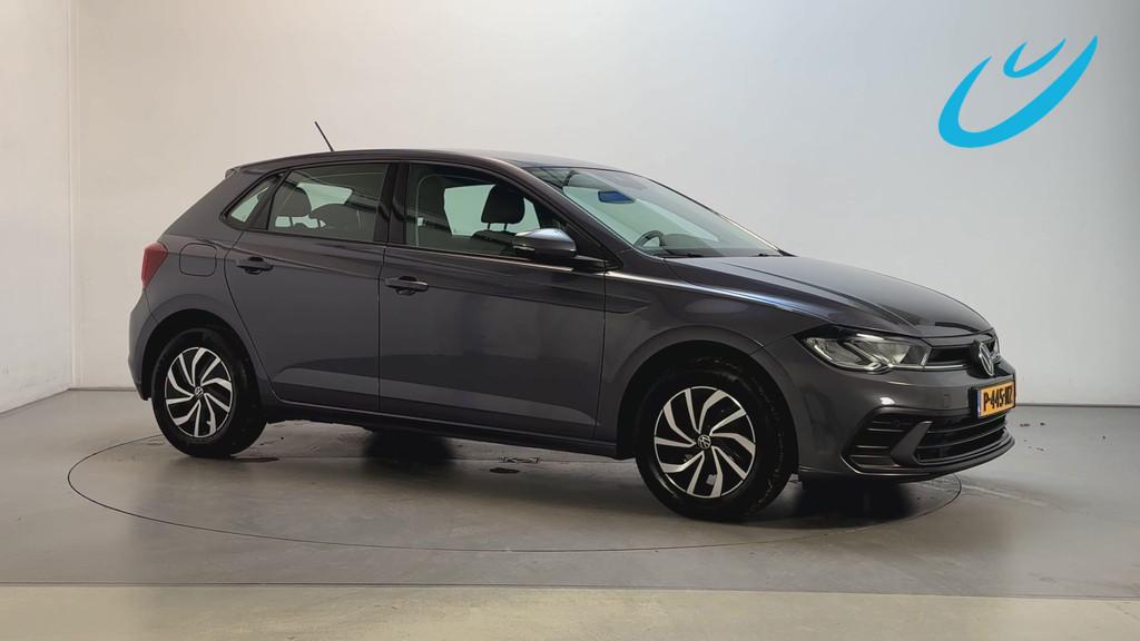 Volkswagen Polo 1.0 TSI DSG Life Parkeersensoren Navigatie V, Auto's, Stof, Gebruikt, 95 pk, Met garantie (alle)