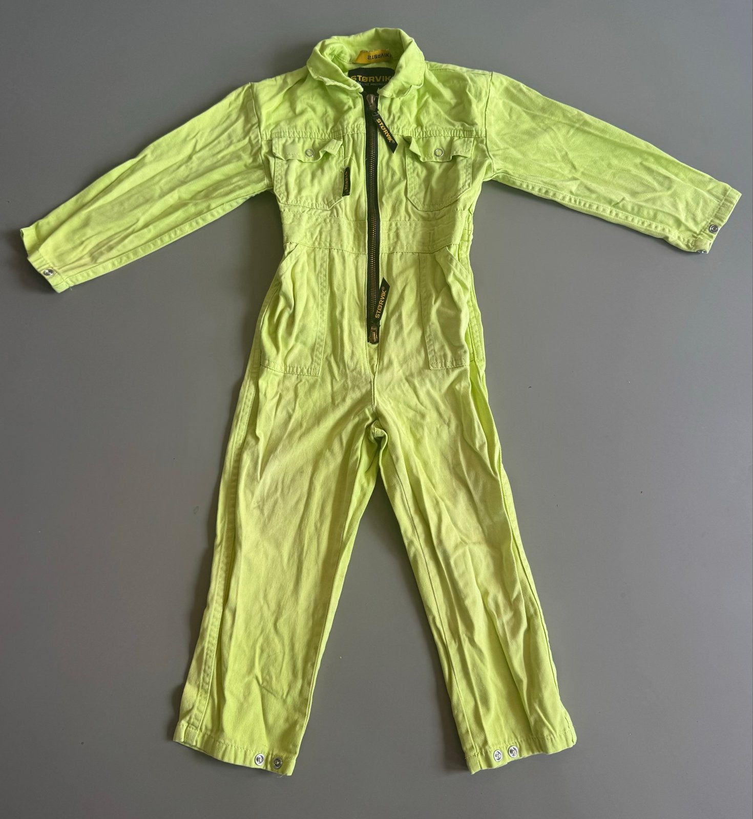 Stoer groen/geel werkpakje/overall van Størvik, maat 80/86, Ophalen of Verzenden, Gebruikt, Jongetje of Meisje, Pakje