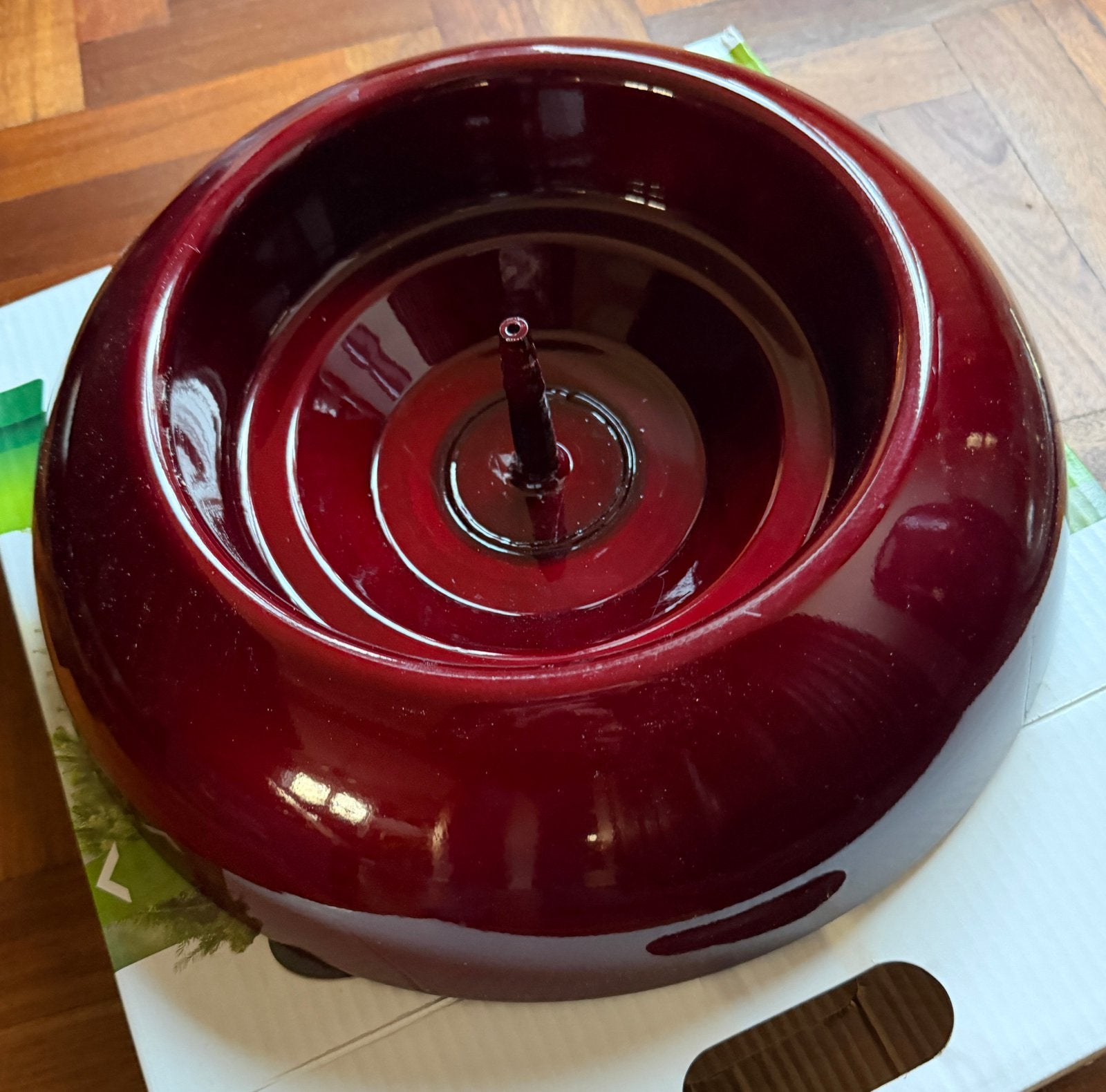 Kerstboomstandaard, rood, metaal, nog in verpakking, Diversen, Ophalen of Verzenden, Nieuw