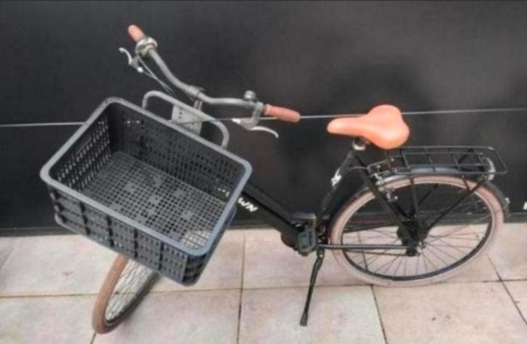 Crown new York damesfiets met 7 versnellingen

Prijs 125, Ophalen of Verzenden, Zo goed als nieuw, Versnellingen