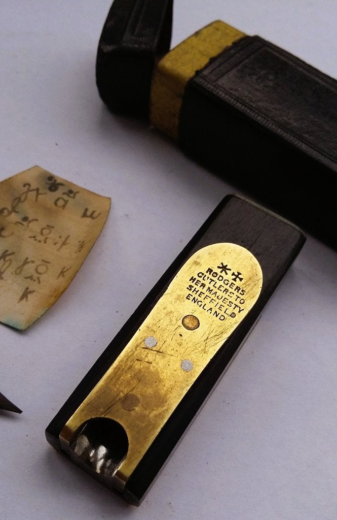 Omstreeks 1850 Kroontjes Pen Ganzenveer Punt Slijper Snijmes, Ophalen of Verzenden