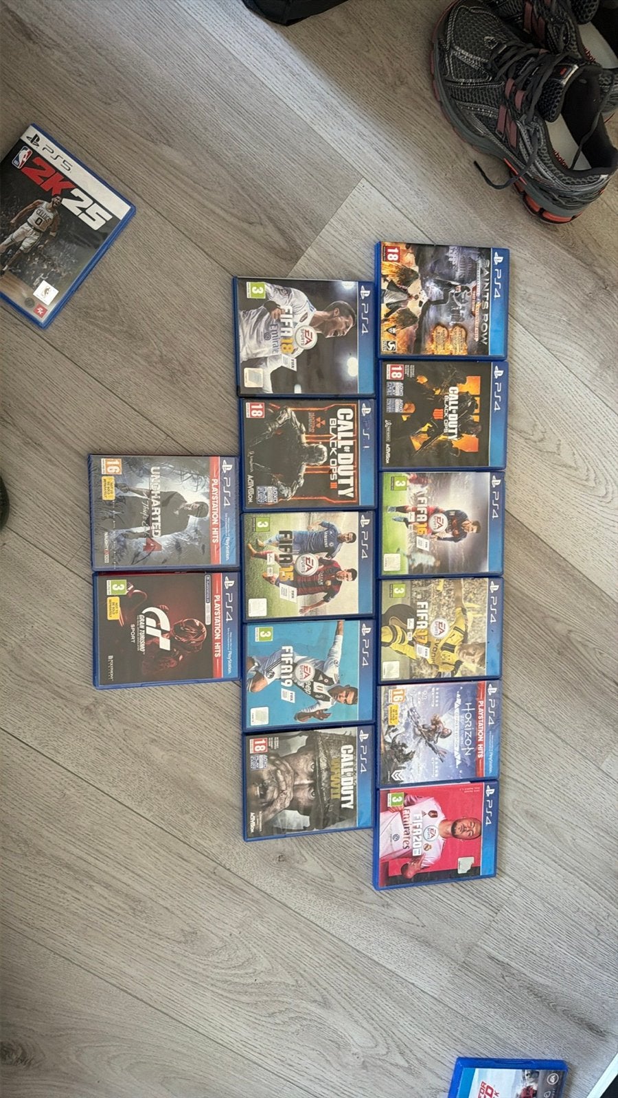 Grote collectie PS4 en PS5 games (o.a. FIFA, Call of Duty), Gebruikt, Eén computer, Ophalen of Verzenden, 3 spelers of meer