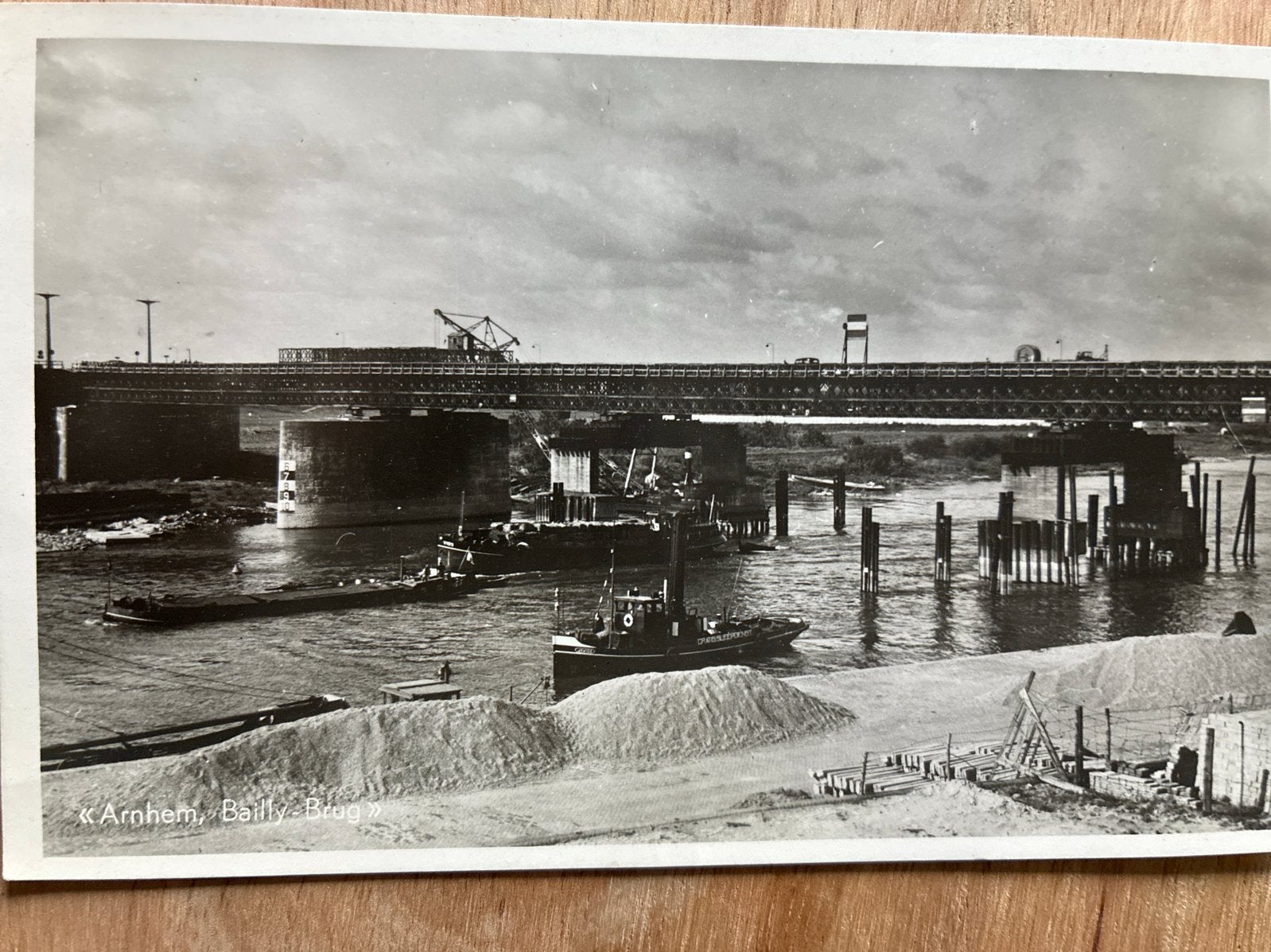 Oude foto ansichtkaart: Arnhem, Bailey-Brug (1940-1960), Ophalen of Verzenden, 1940 tot 1960, Ongelopen, Gelderland