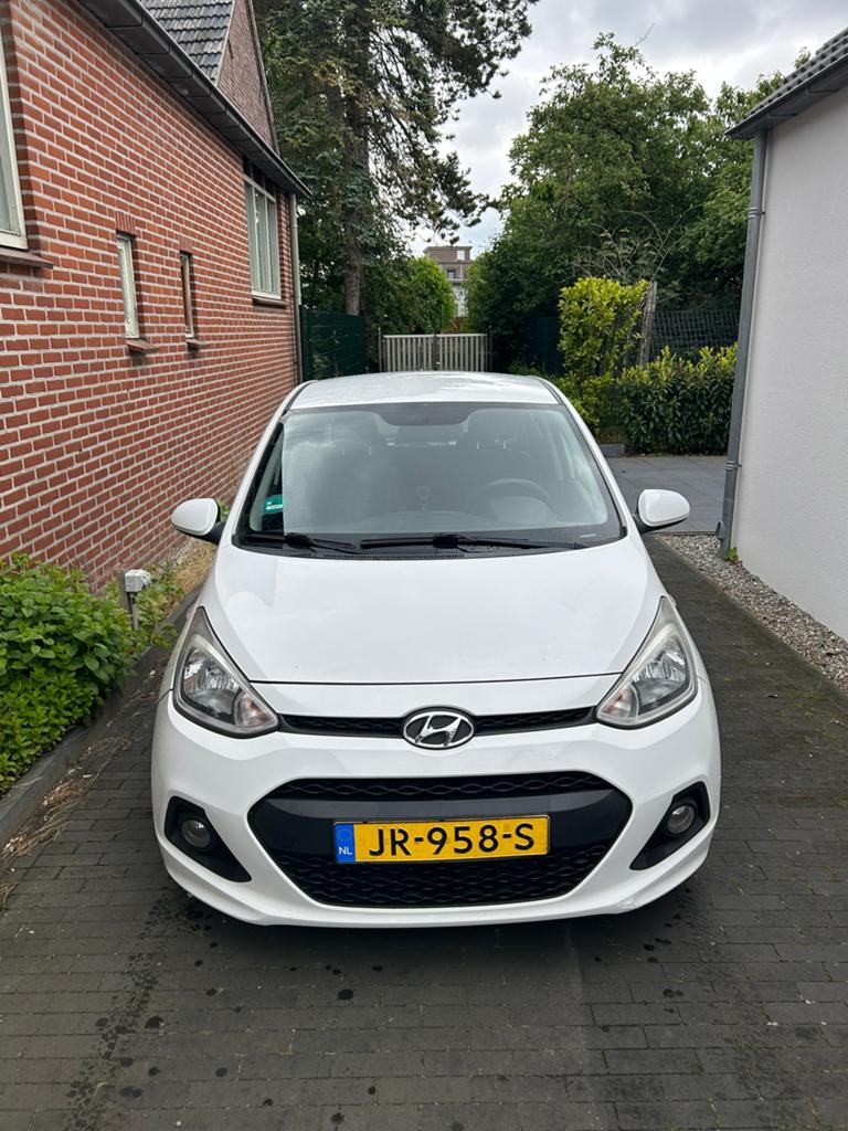 Hyundai i10 1.0i 66pk 2016 Wit, Stof, Origineel Nederlands, Handgeschakeld, Particulier