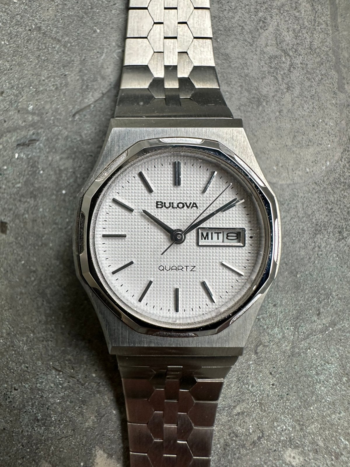 Bulova vintage/retro dames quartz horloge met originele doos, Sieraden, Tassen en Uiterlijk, Ophalen of Verzenden, Staal, Overige merken