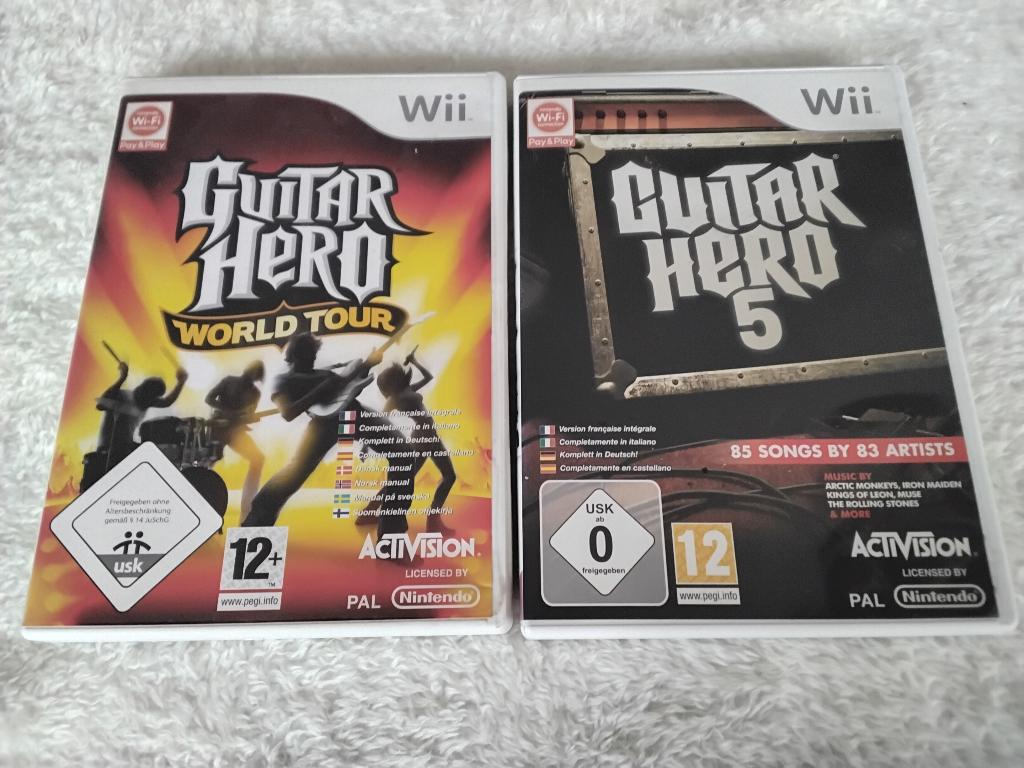 Guitar hero 5 en world tour nintendo wii, Spelcomputers en Games, Games | Nintendo Wii, Muziek, Gebruikt, Ophalen of Verzenden