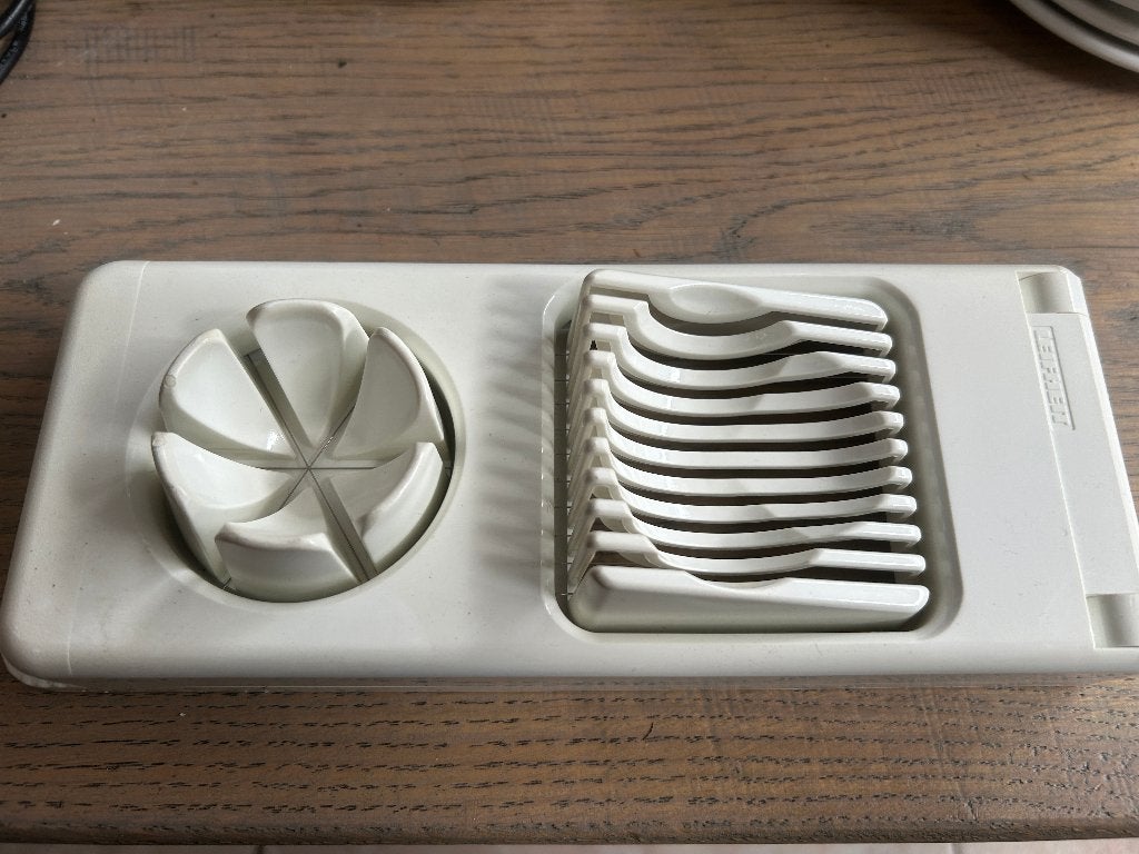 vintage eiersnijder van leifheit z.g.a.n. dubbele functie, Overige typen, Kunststof, Ophalen of Verzenden, Zo goed als nieuw
