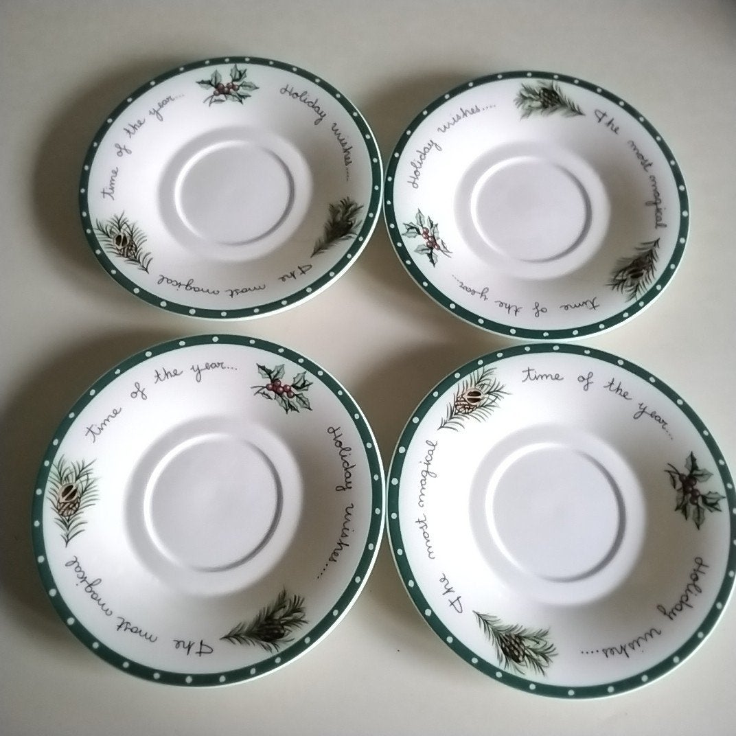 4 schotels van de ( kerst)  Saint James collection  Hankook, Ophalen of Verzenden, Porselein, Overige stijlen, Kop(pen) en/of Schotel(s)