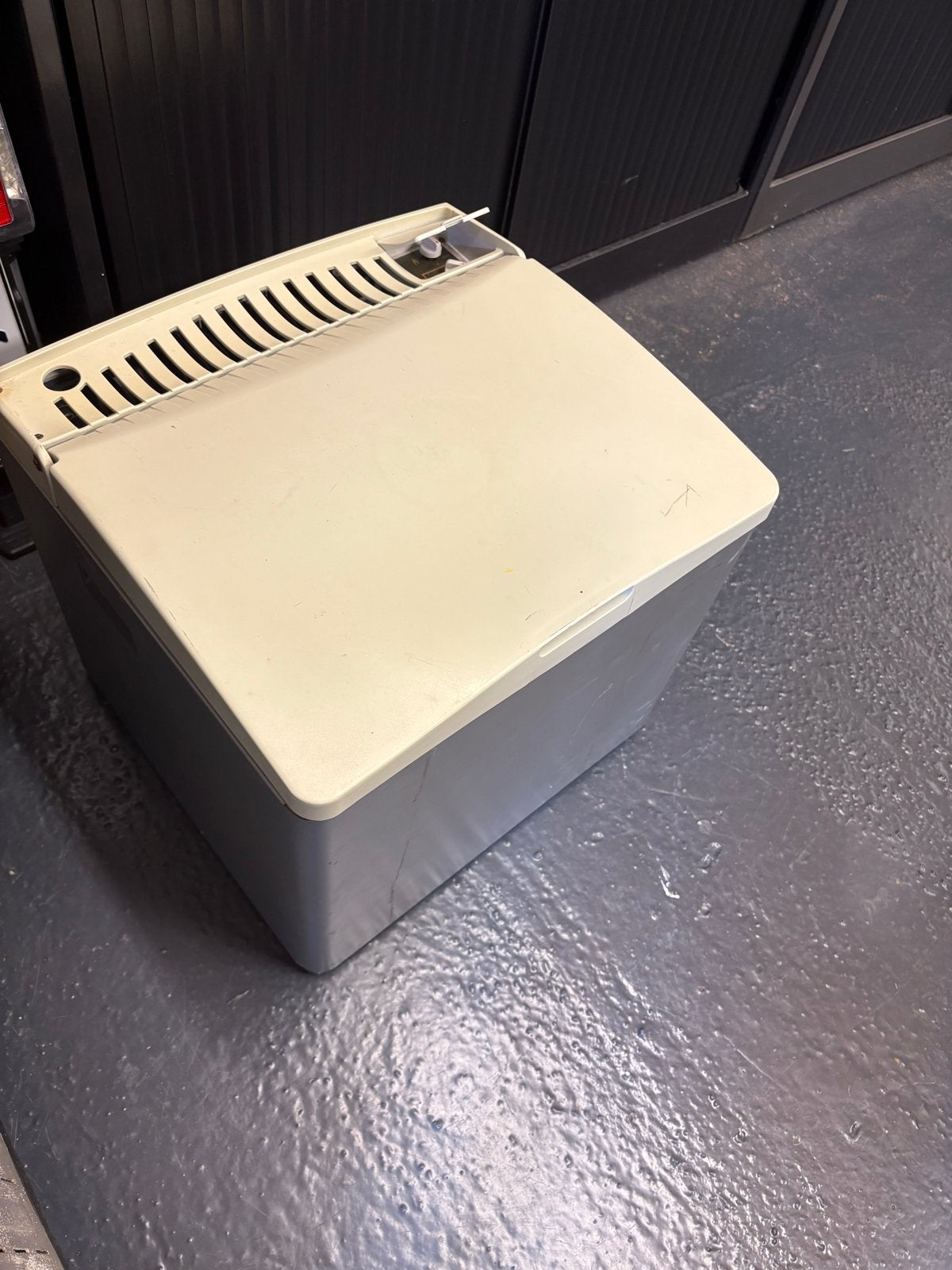 Tristar Cool 40 draagbare koelbox op gas/stroom, 200 liter of meer, Ophalen of Verzenden, Zonder vriesvak, Gebruikt
