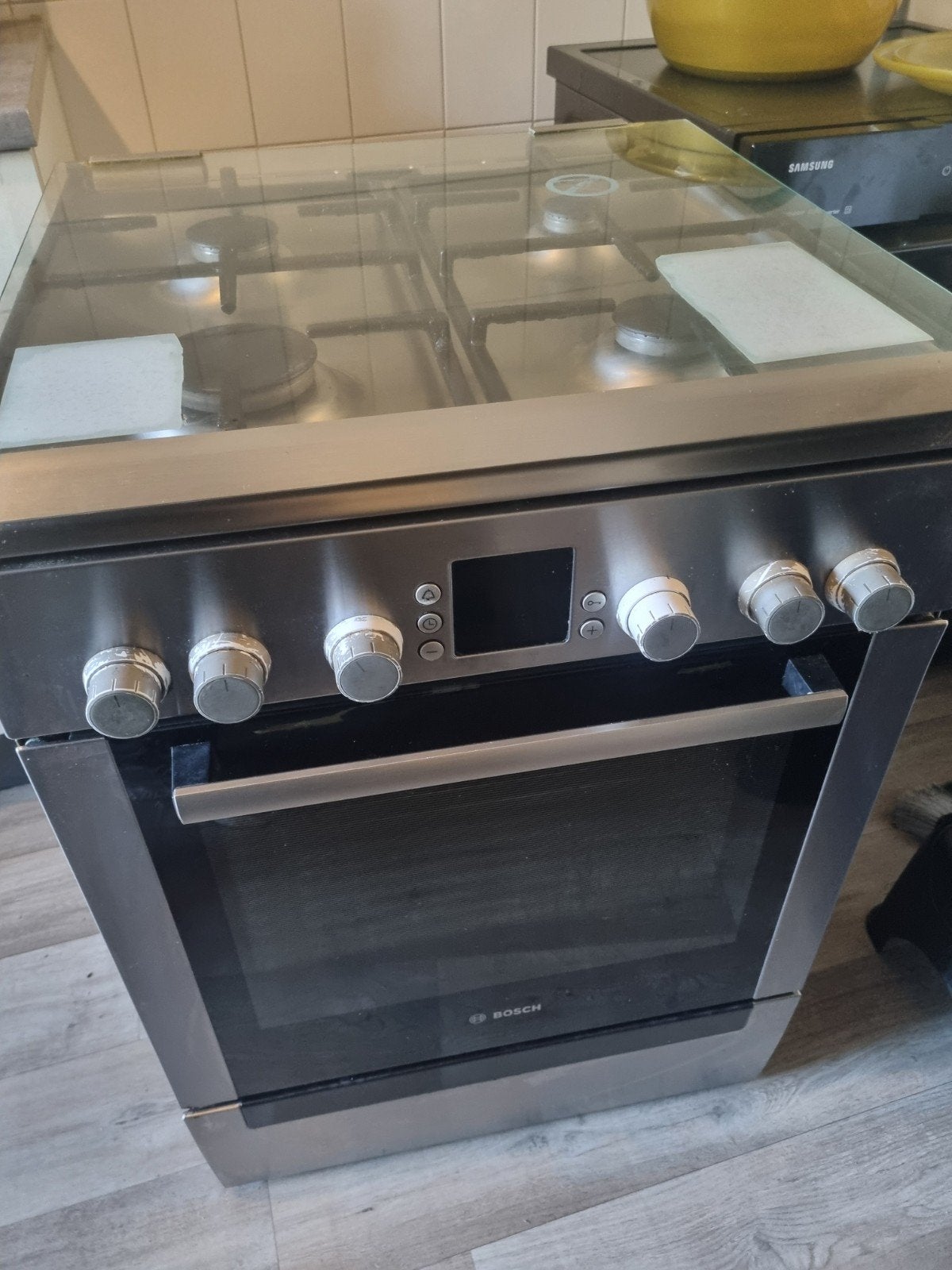 Bosch Vrijstaand Gasfornuis met Oven - RVS vandag of morgen, Witgoed en Apparatuur, Gebruikt, 60 cm of meer, Gas, Vrijstaand