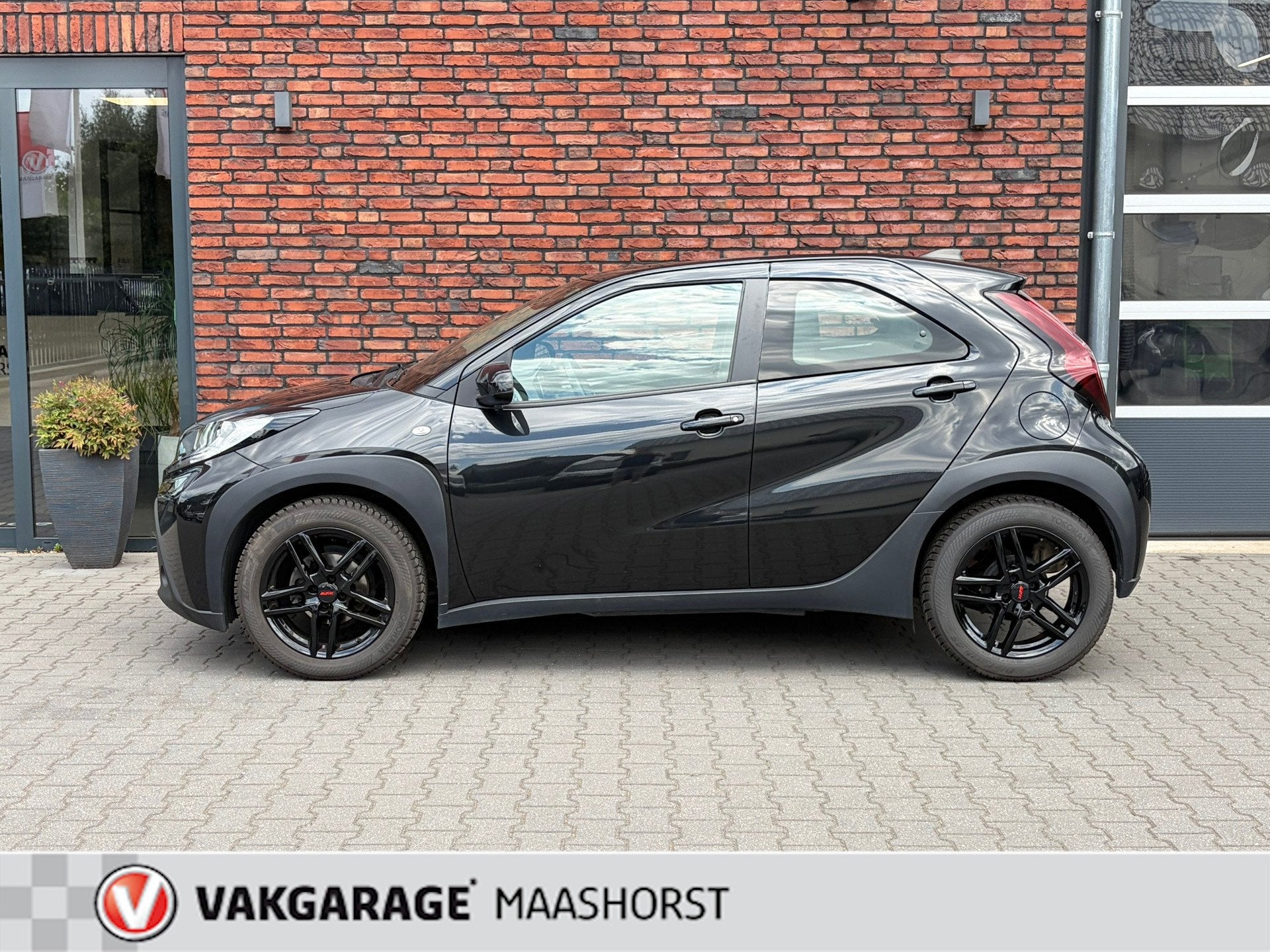 Toyota Aygo X 1.0 VVT-i MT Play AchteruitrijCam/Adapt.Cruise, Auto's, Toyota, Stof, Gebruikt, 920 kg, 4 stoelen