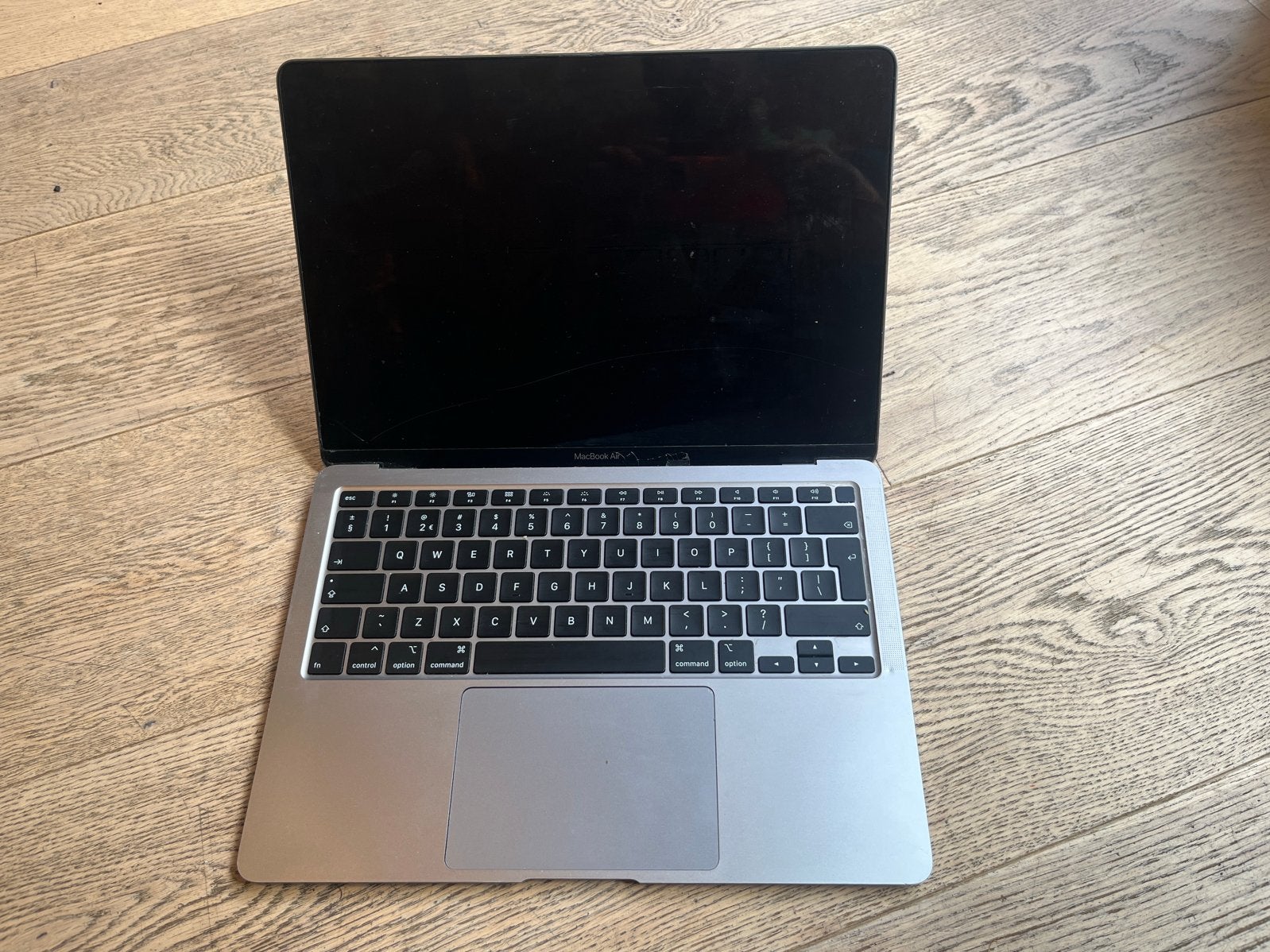 MacBook Air 13" 2020 i5 8GB RAM 512GB (defecten), Computers en Software, Gebruikt, Qwerty, 8 GB, 13 inch