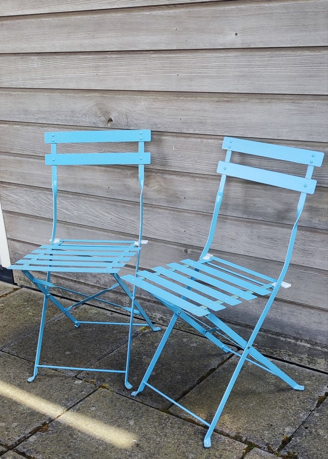 Twee bistro klapstoeltje merk: Naterial, Tuin en Terras, Tuinstoelen, Ophalen, Gebruikt, Metaal, Inklapbaar