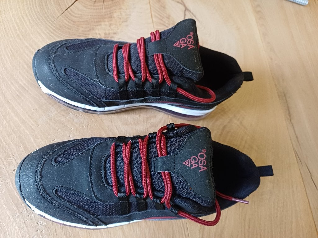 sportschoenen dames maat 38, Kleding | Dames, Ophalen of Verzenden, Zo goed als nieuw, Osaga, Sportschoenen