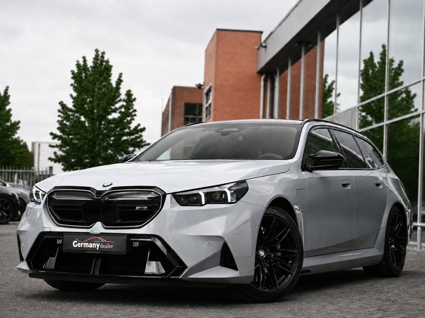 BMW M5 Touring 4.4 V8 729pk Pano M-Driver+Pro Carbon B&W Tre, Auto's, Dealer onderhouden, Gebruikt, Verwarmde buitenspiegels, Met garantie (alle)