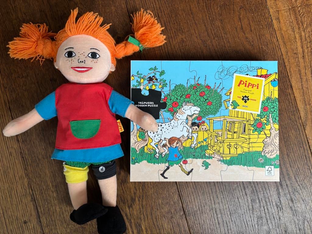 Pippi Langkous: pop (30 cm) en houten puzzel (20 stukjes), Kinderen en Baby's, Speelgoed | Kinderpuzzels, Gebruikt, 2 tot 4 jaar
