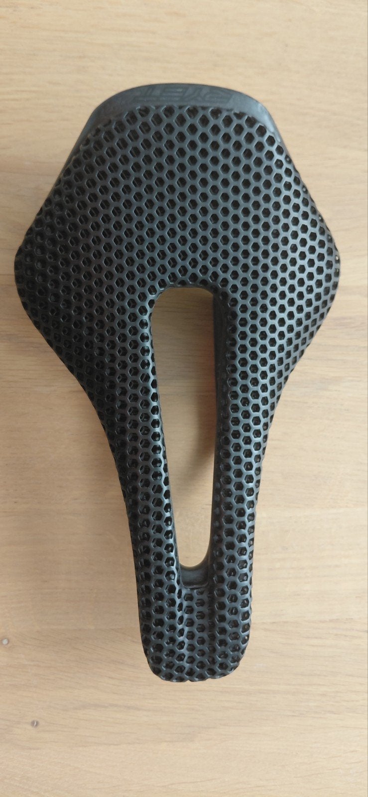 Ryet carbonzadel 3d geprint, Kunststof, Ophalen of Verzenden, Zo goed als nieuw, Zadel