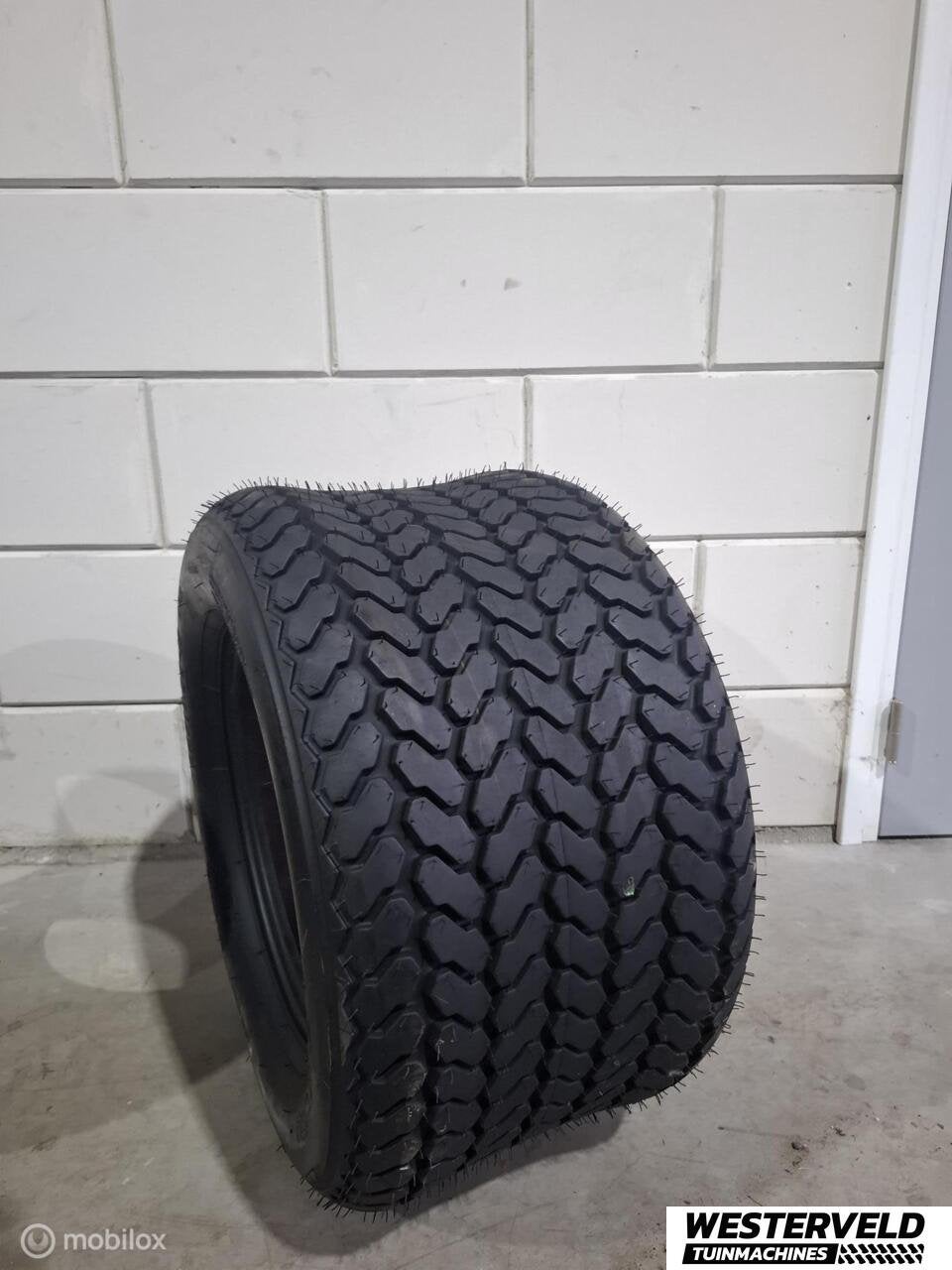 Nieuwe Othsu Gazonbanden 24x13.00-12, Tire, Overige typen, Othsu, Info@westerveldtuinmachines.nl
