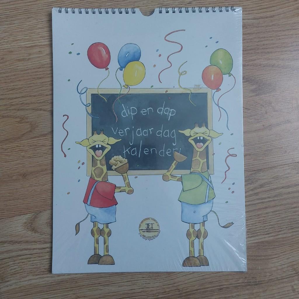 Dip en Dap Verjaardags kalender nieuwe, Diversen, Ophalen of Verzenden, Maandkalender, Nieuw