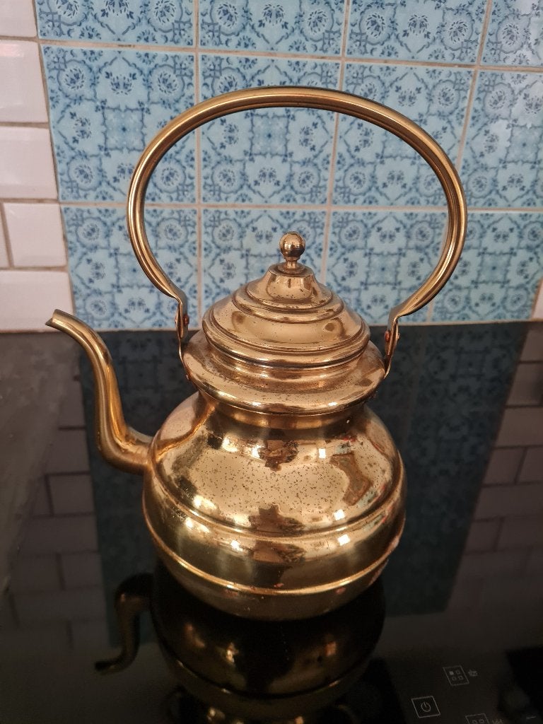 Vintage geel koperen waterketel, Heikant 21 Kaatsheuvel, Belle Vieille Brocante, Ophalen of Verzenden, Jolandamonsieurs@gmail.com
