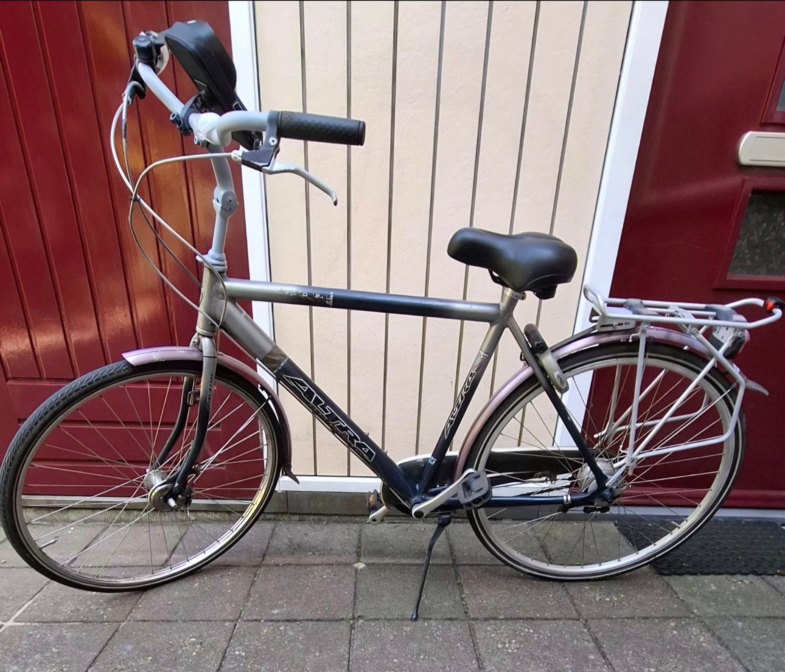 herenfiets 28 inch, Fietsen en Brommers, Fietsen | Heren | Herenfietsen, Zo goed als nieuw, Overige merken, Versnellingen, Trommelrem