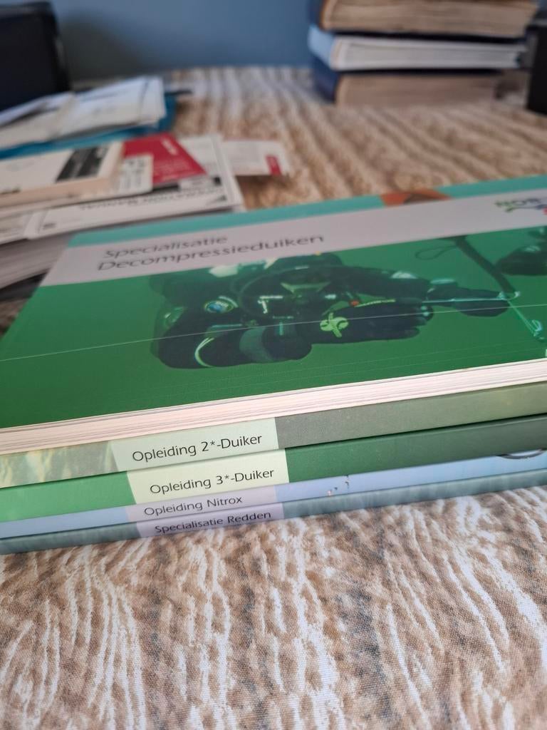 Diverse duikboeken Padi NOB, Ophalen, Zo goed als nieuw, Niet van toepassing