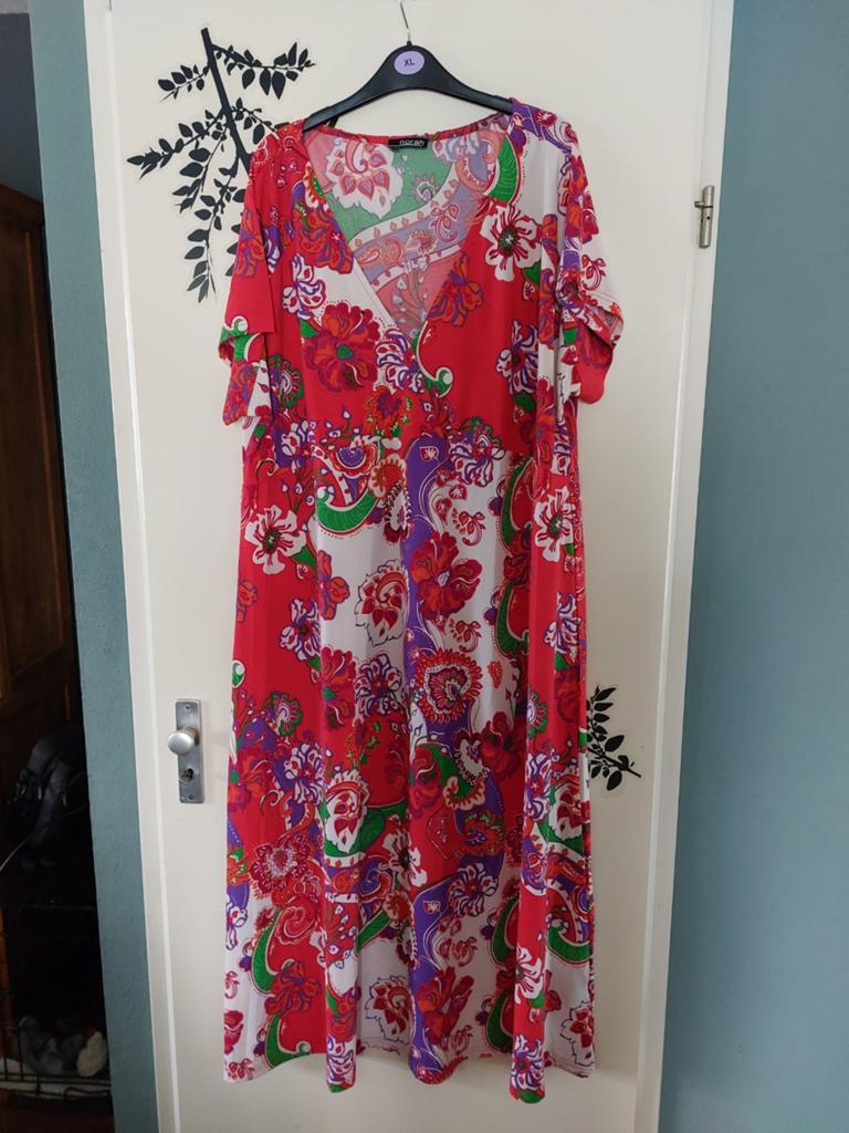 Norah Lange Jurk Maat 48 V-hals Zomerse Print, Kleding | Dames, Jurken, Norah, Ophalen of Verzenden