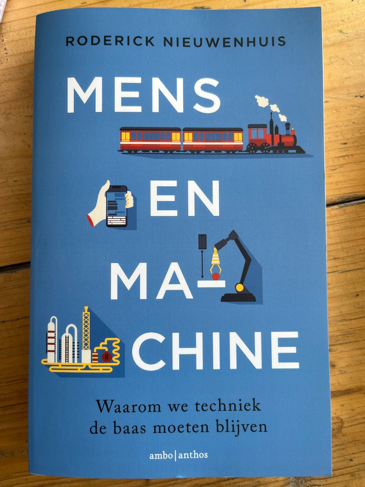 Mens en Machine - Roderick Nieuwenhuis, Ophalen of Verzenden, Zo goed als nieuw, Overige onderwerpen